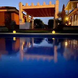 Devmani Rural Hotel Espartinas